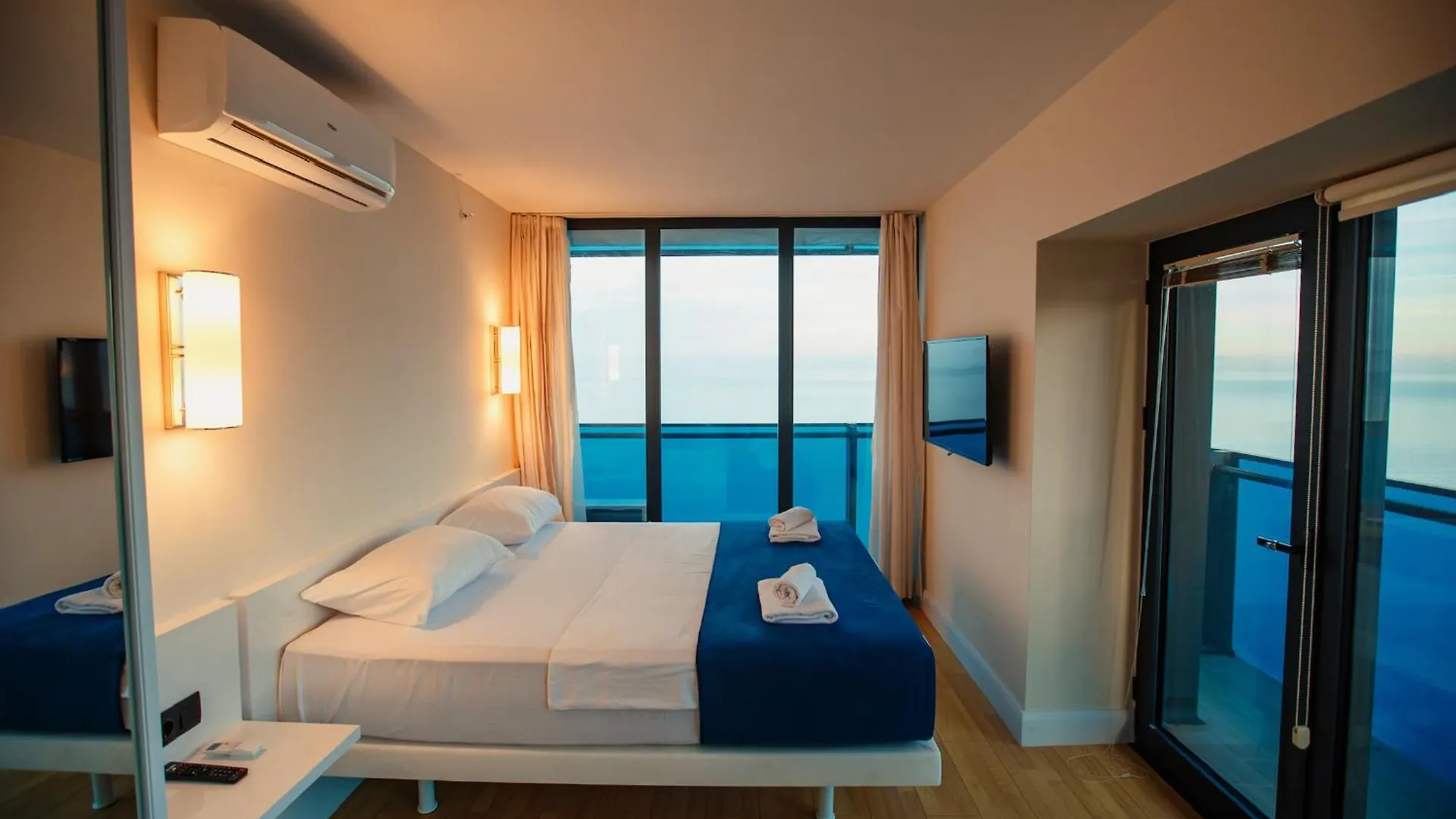 Panorama Sea View Orbi City Aparthotel Batum